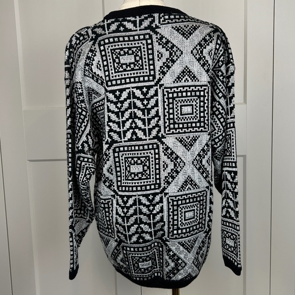 Retro Metallic Sweater - Picture 3 of 6